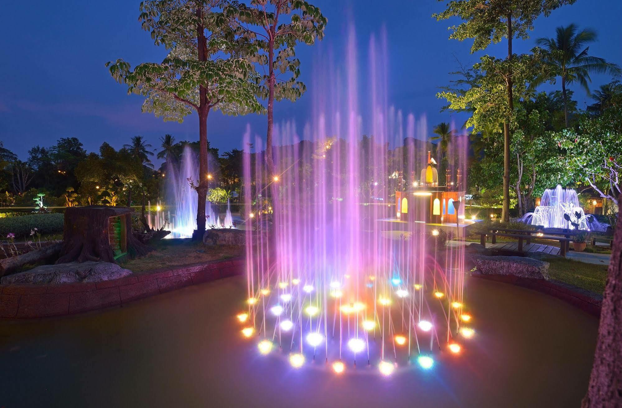 Tempat peranginan Aonang Fiore 4*
